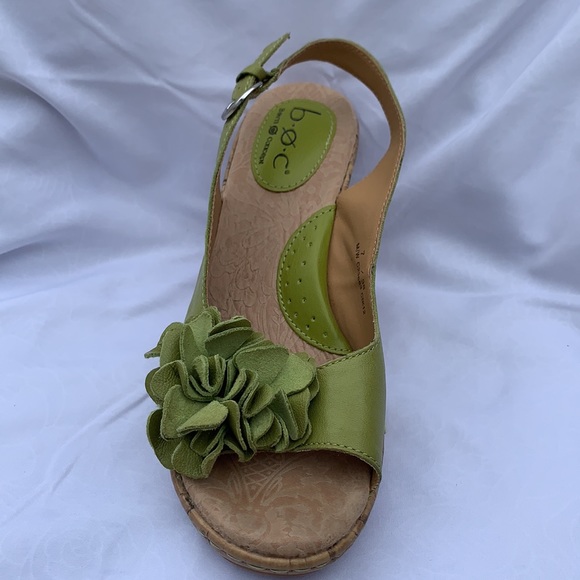 B.O.C. Green Leather Peep Toe Slingback Sandal - Picture 10 of 11